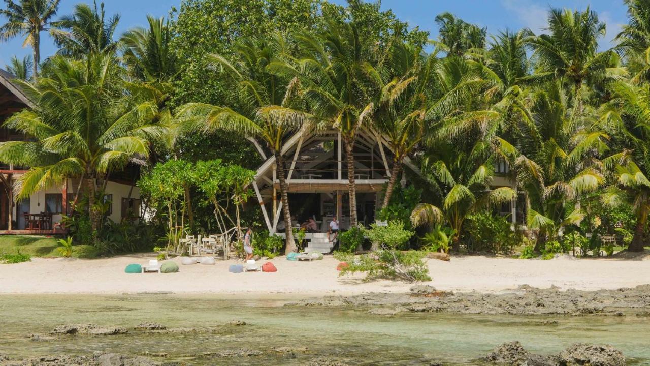 White Banana Beach Club General Luna  Exterior foto