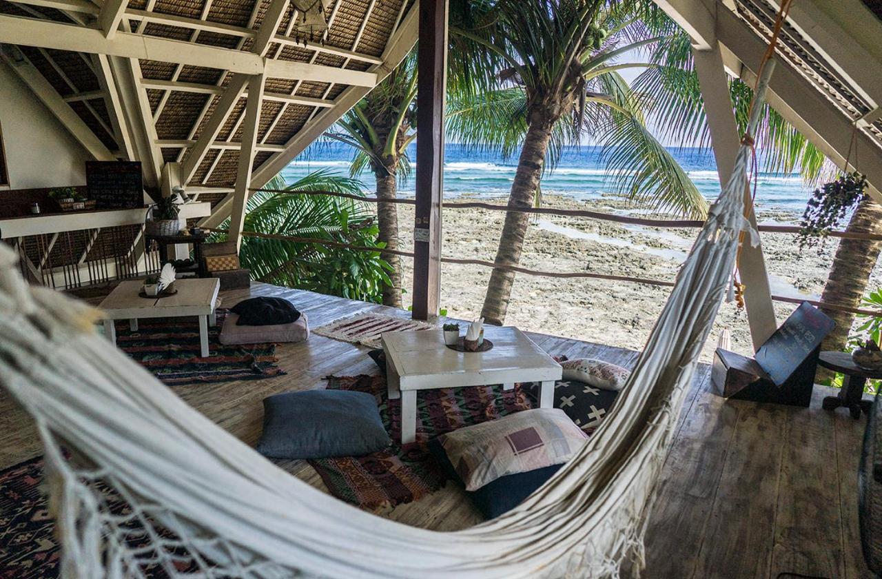 White Banana Beach Club General Luna  Exterior foto